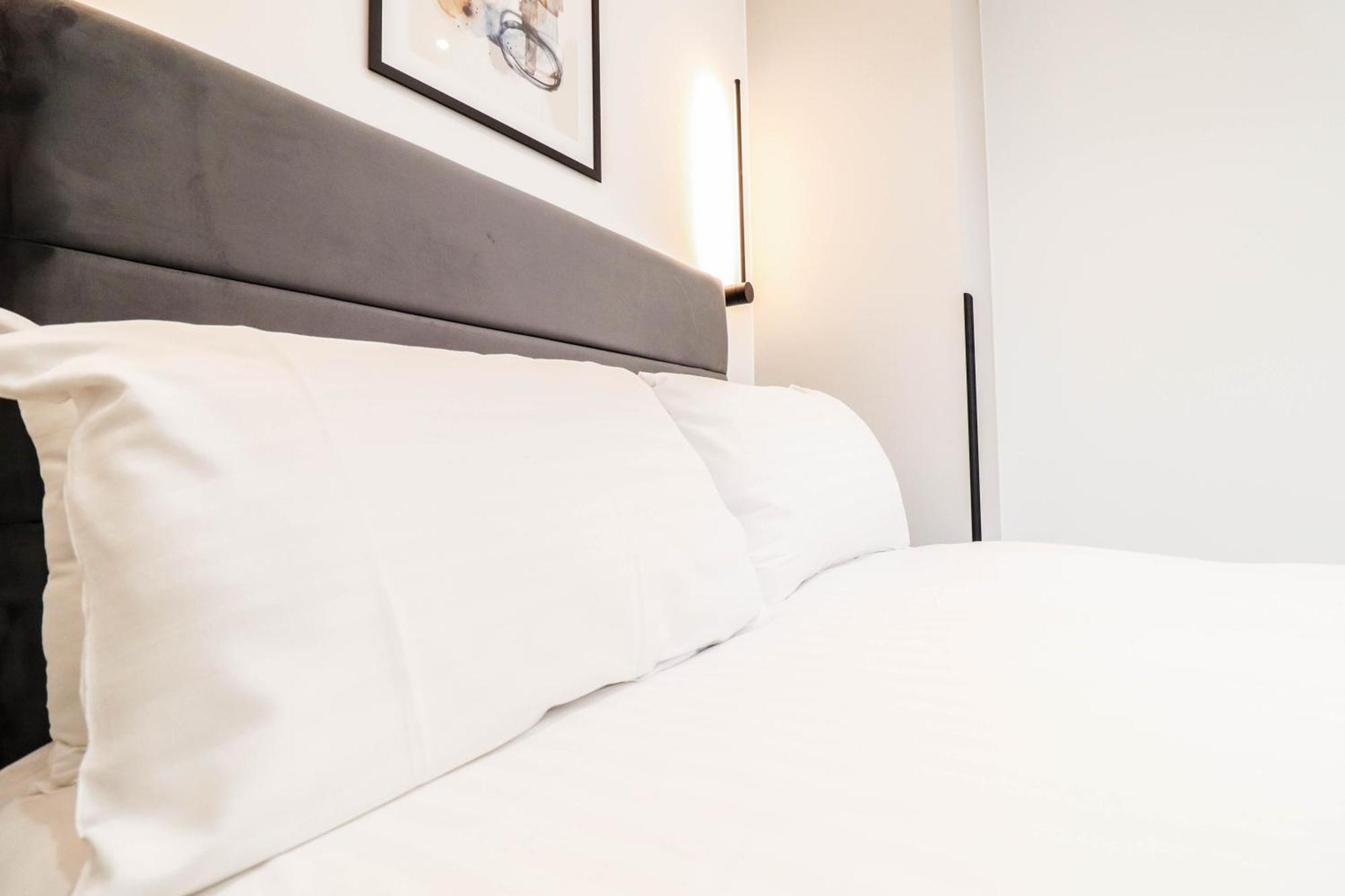 היי וויקומב Modern 1-Bed Apartment In Buckinghamshire With Free Wifi, Parking & Garden מראה חיצוני תמונה