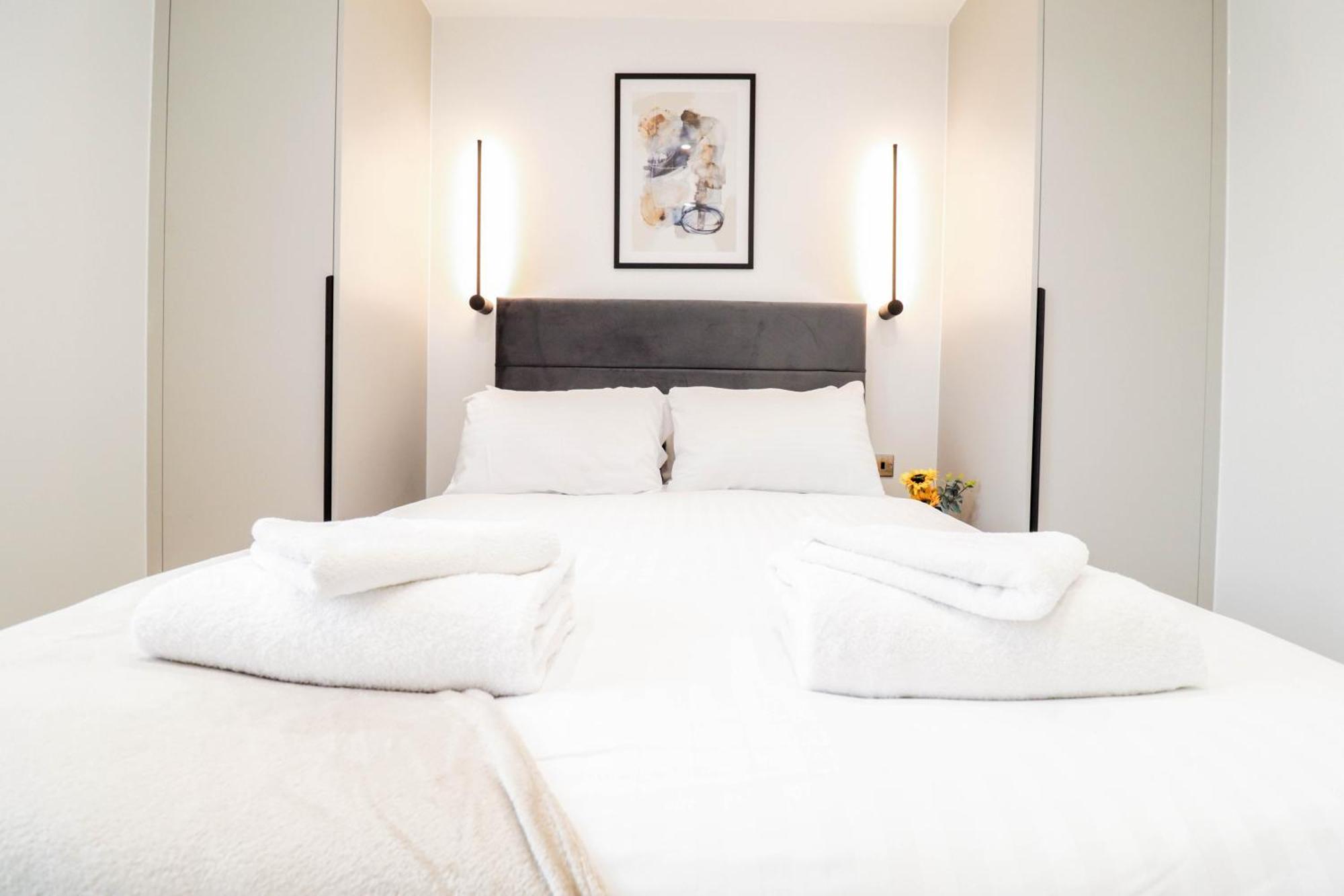 היי וויקומב Modern 1-Bed Apartment In Buckinghamshire With Free Wifi, Parking & Garden מראה חיצוני תמונה