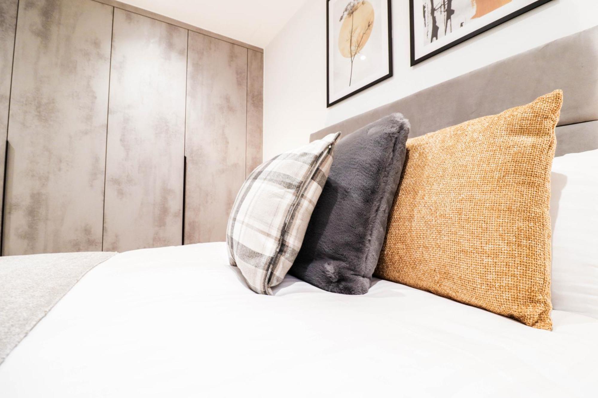 היי וויקומב Modern 1-Bed Apartment In Buckinghamshire With Free Wifi, Parking & Garden מראה חיצוני תמונה