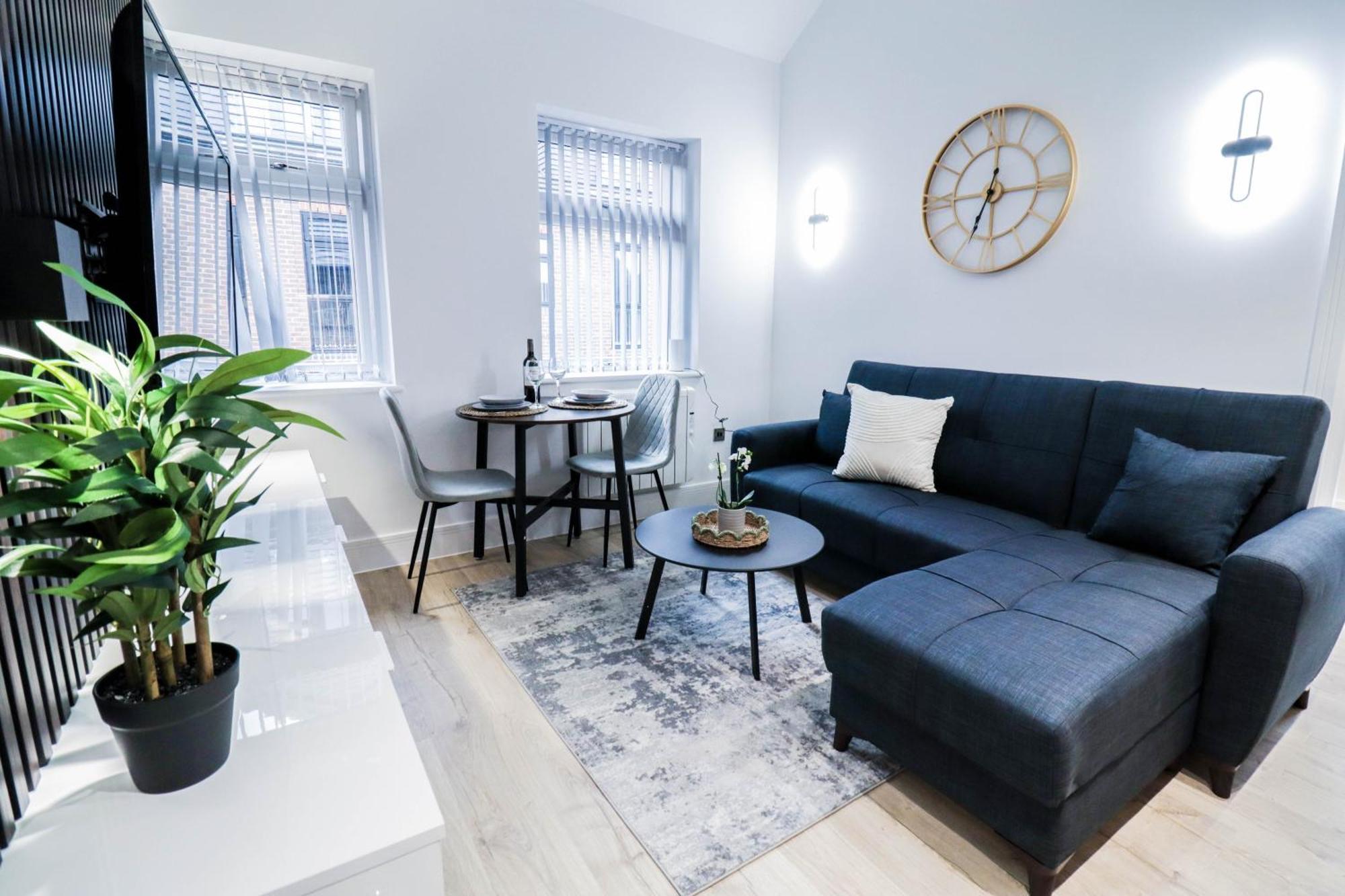היי וויקומב Modern 1-Bed Apartment In Buckinghamshire With Free Wifi, Parking & Garden מראה חיצוני תמונה
