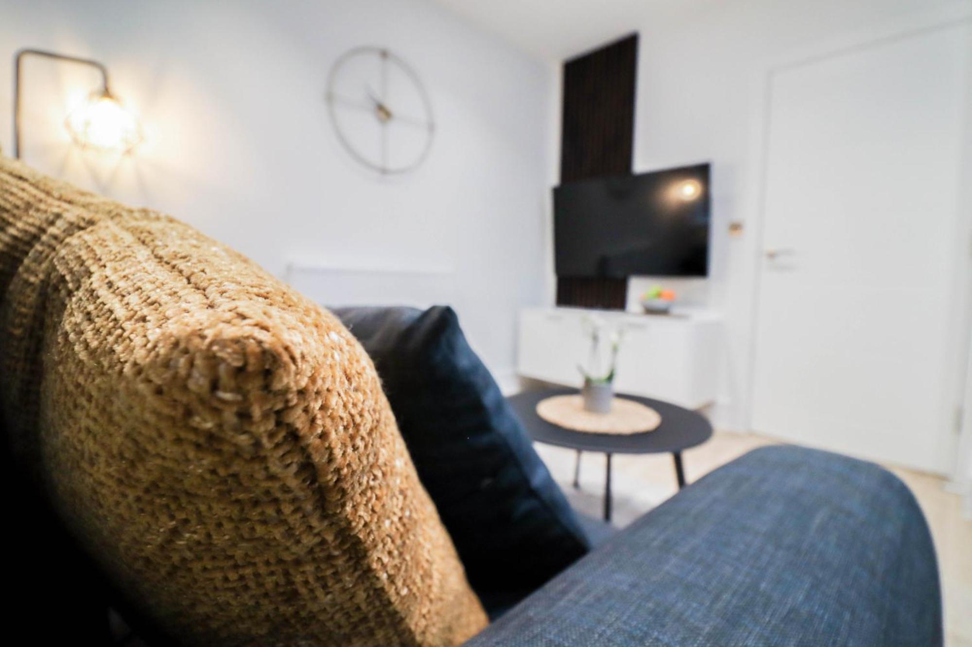 היי וויקומב Modern 1-Bed Apartment In Buckinghamshire With Free Wifi, Parking & Garden מראה חיצוני תמונה