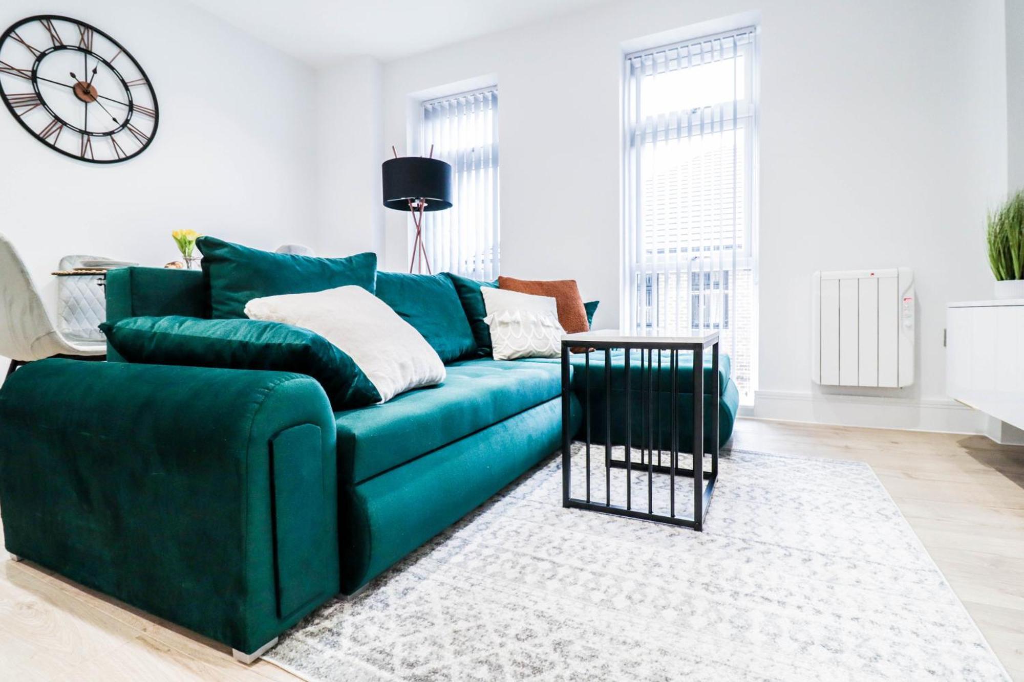 היי וויקומב Modern 1-Bed Apartment In Buckinghamshire With Free Wifi, Parking & Garden מראה חיצוני תמונה