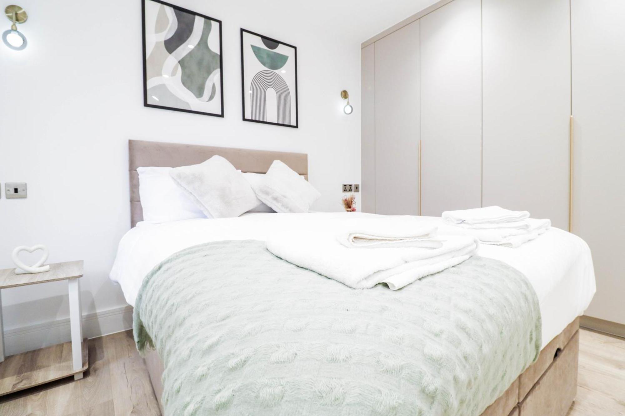 היי וויקומב Modern 1-Bed Apartment In Buckinghamshire With Free Wifi, Parking & Garden מראה חיצוני תמונה